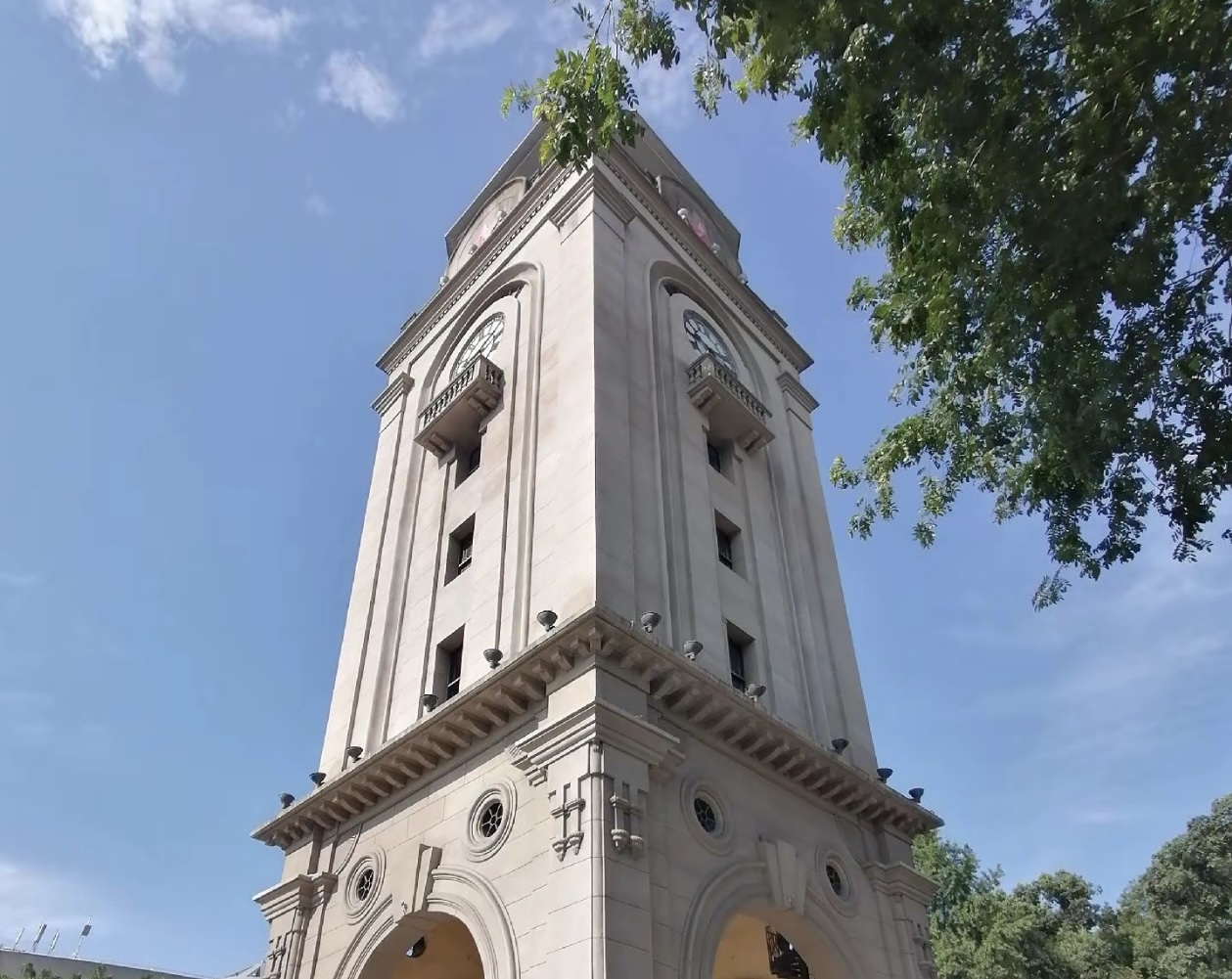 万州美景——西山钟楼